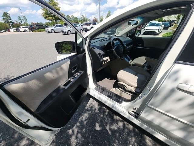 Used 2009 White Mazda Grand Touring image 19