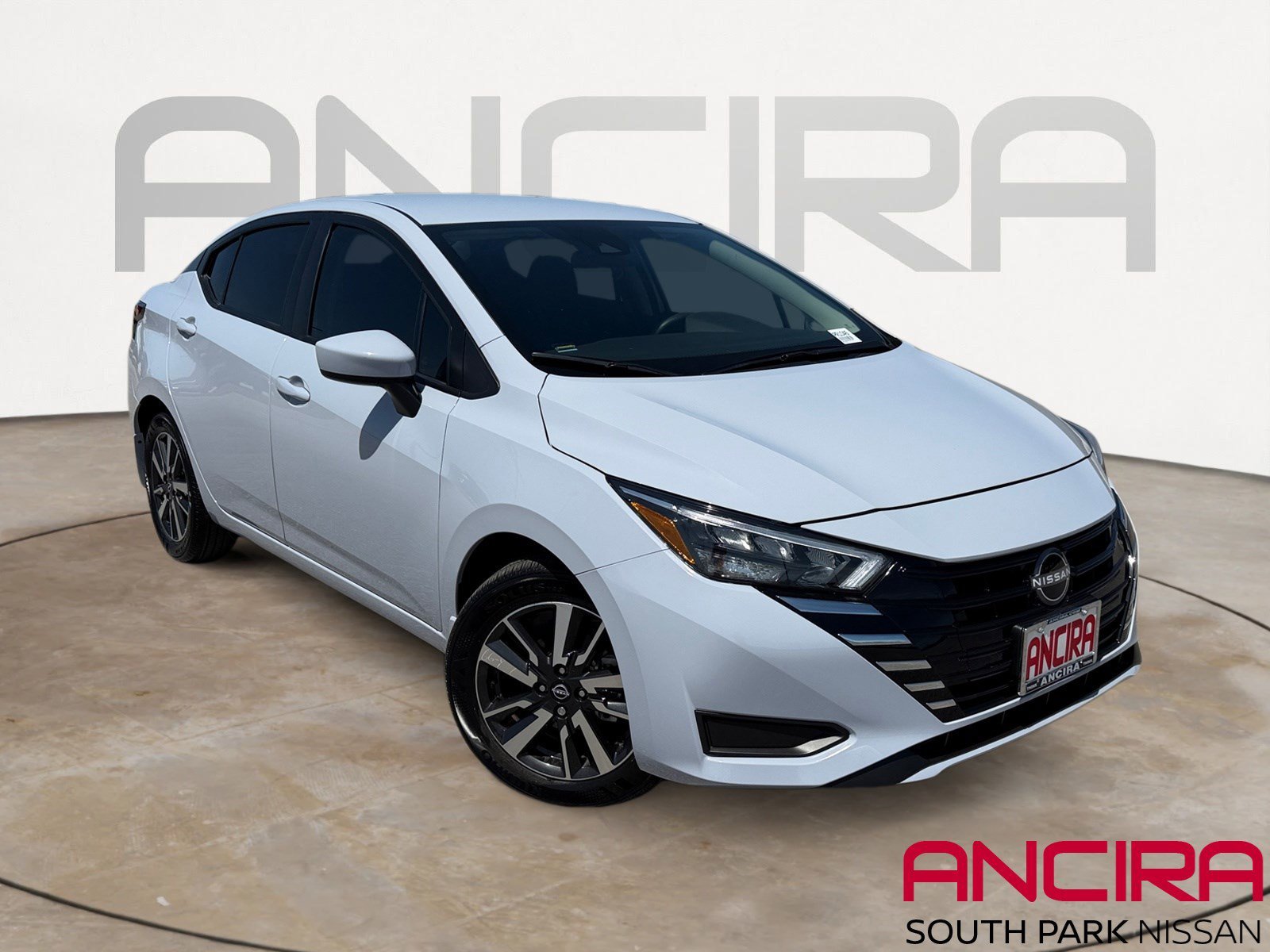 2025 Nissan Versa 1.6 SV CVT's photo