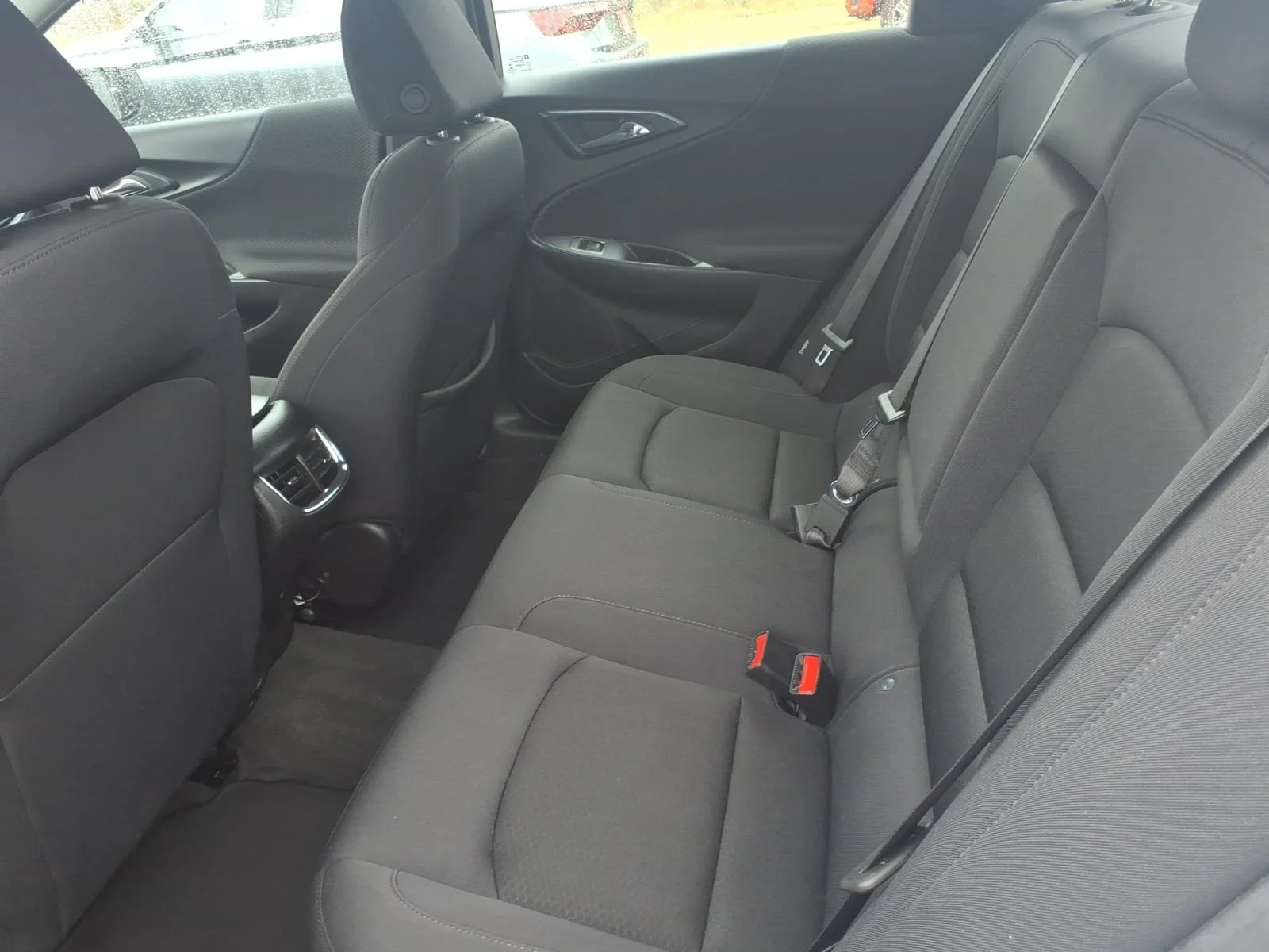 Used 2024 Summit White Chevrolet LT image 14
