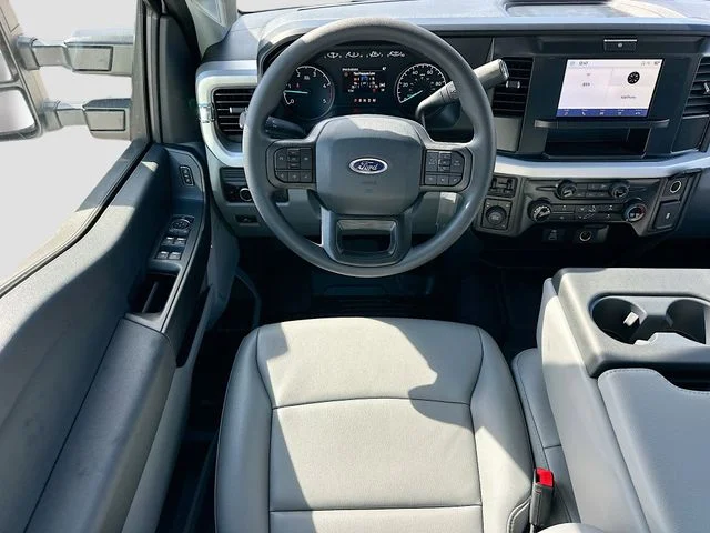 New 2026 Oxford White Ford XL image 14