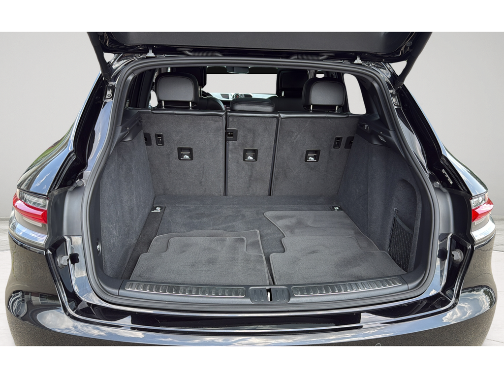 Used 2021 Black Porsche Base image 10