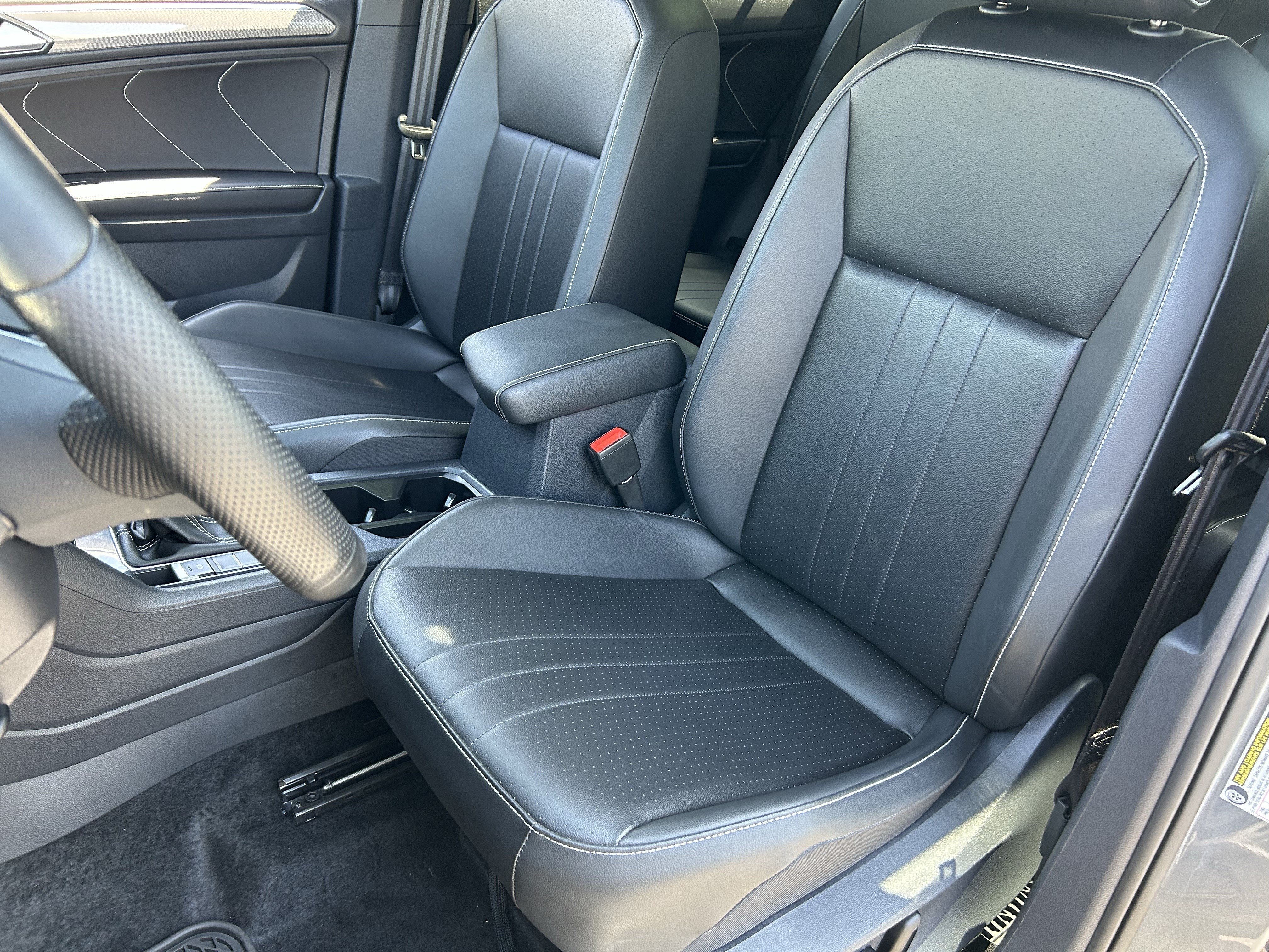 Used 2024 Platinum Gray Metallic Volkswagen SE R-Line Black image 19