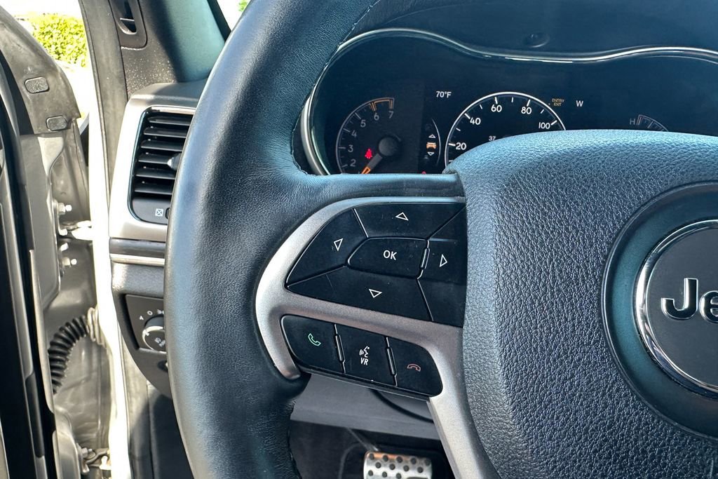 Used 2018 Silver Jeep High Altitude image 17