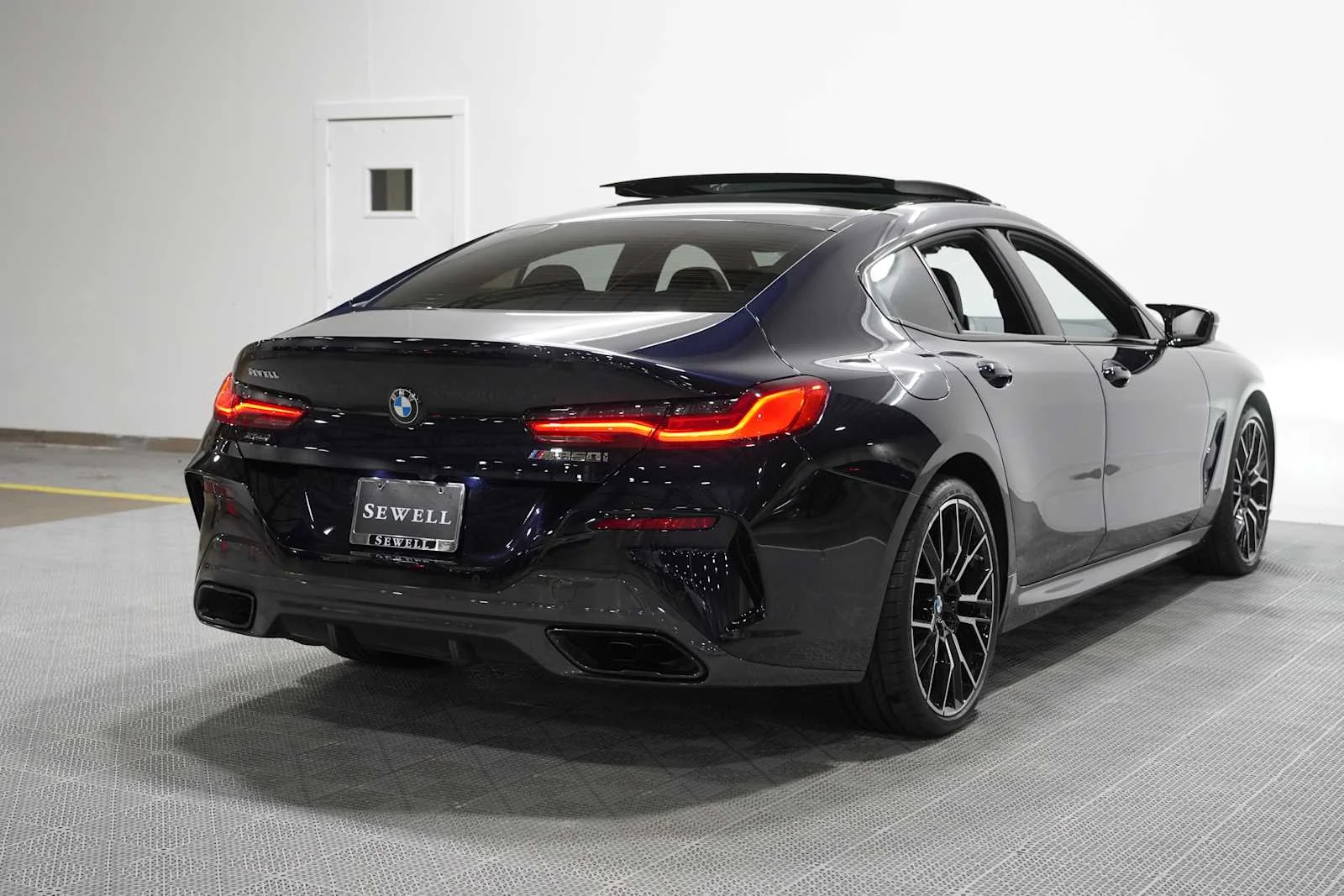 Used 2026 Carbon Black Metallic BMW M850i image 4