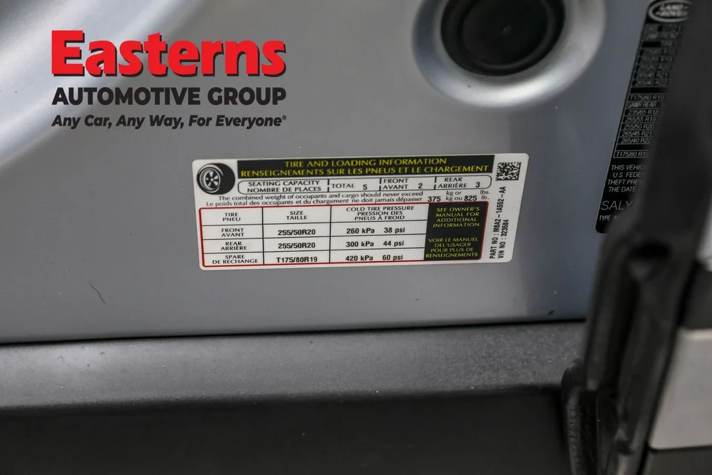 Used 2021 Gray Land Rover S image 34