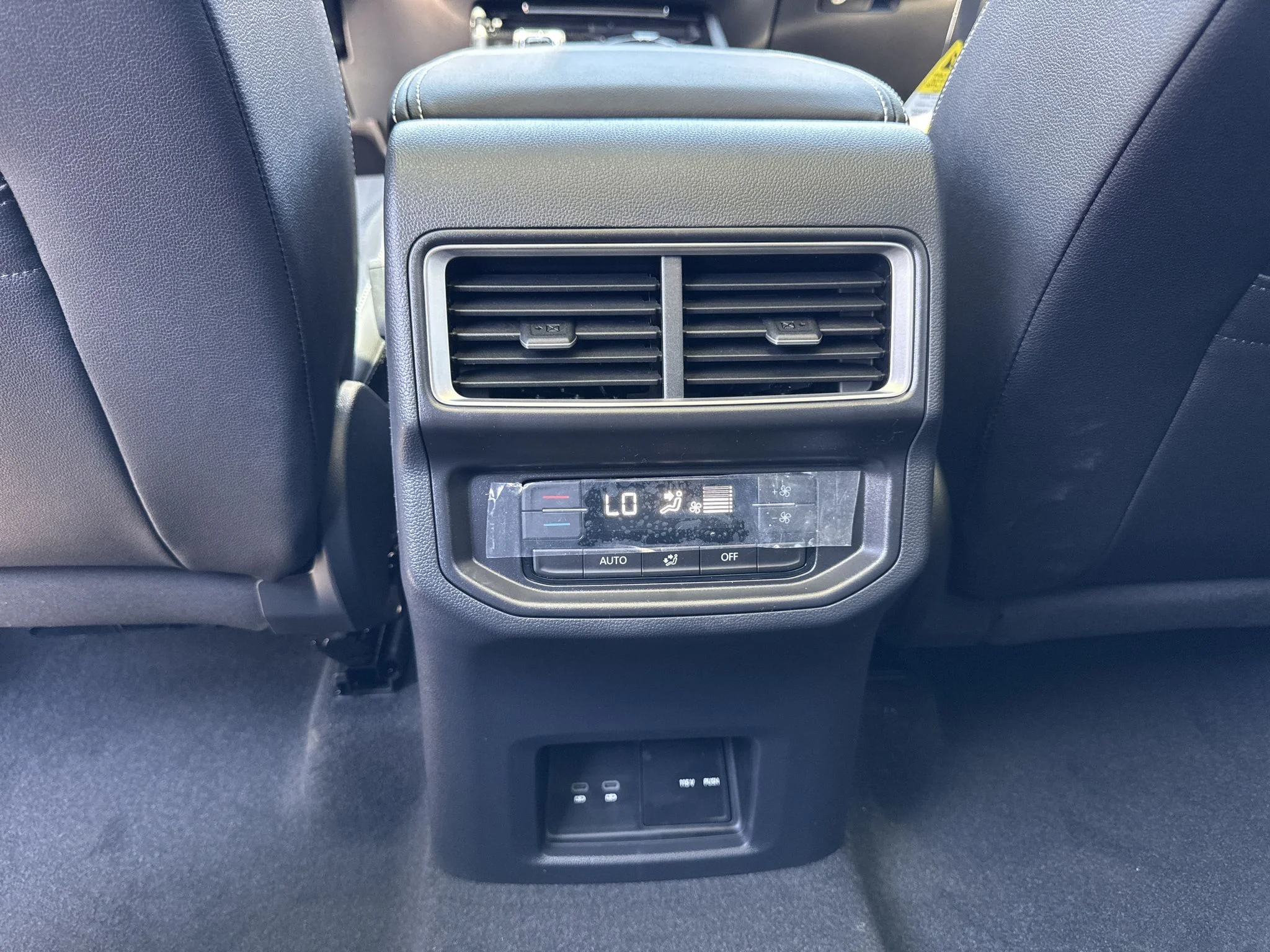 New 2026 Pure Gray Volkswagen 2.0T SE w/Technology image 30