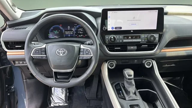 2024 Toyota Grand Highlander Limited - Photo 10