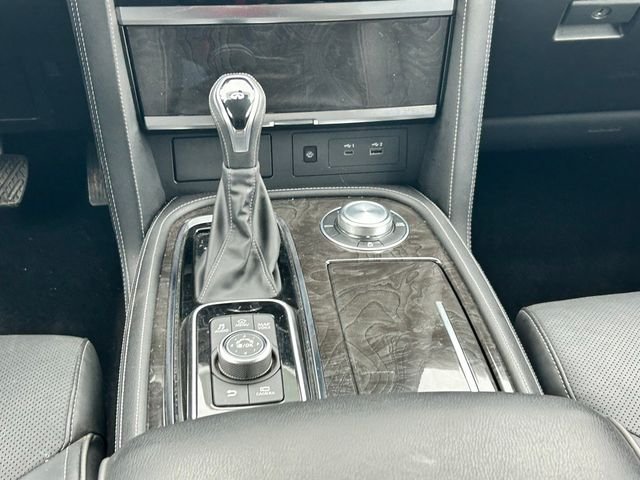 Used 2024 Gray INFINITI LUXE image 16