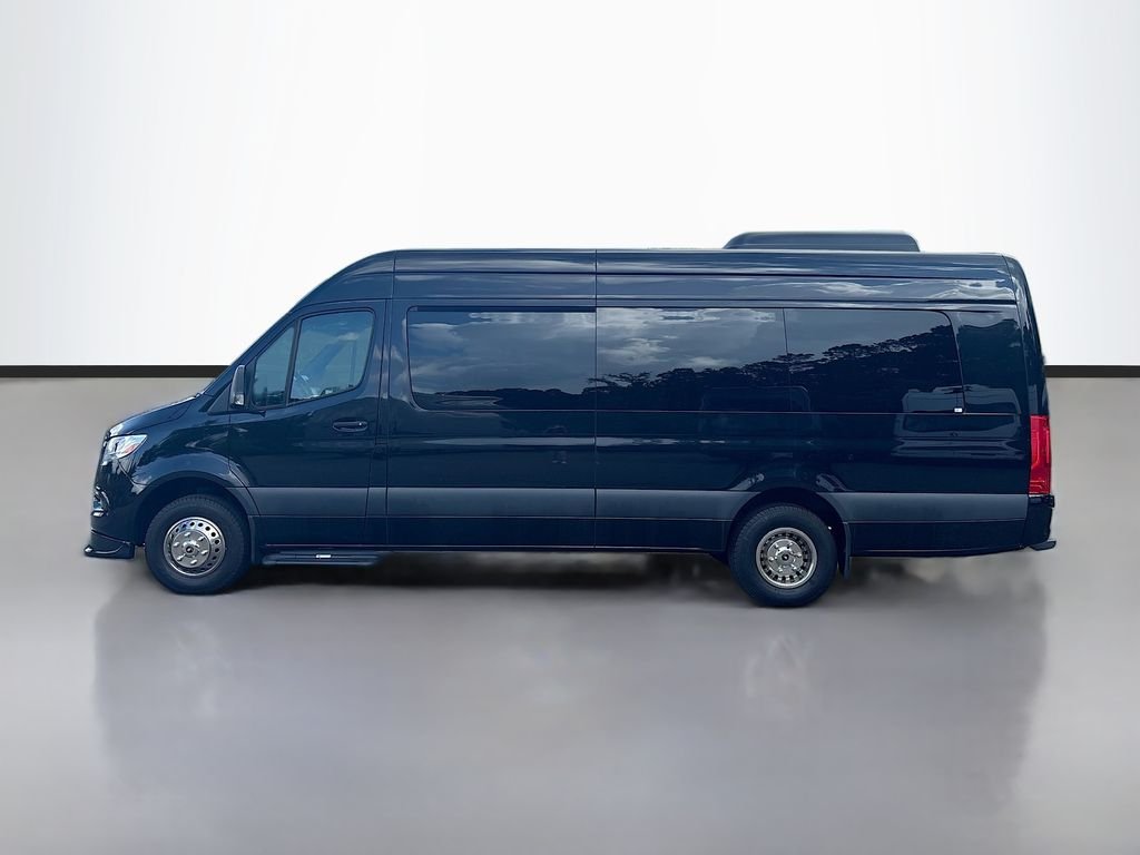 Used 2023 Obsidian Black Metallic Mercedes-Benz SMARTLINER 15 PASSENGER image 5