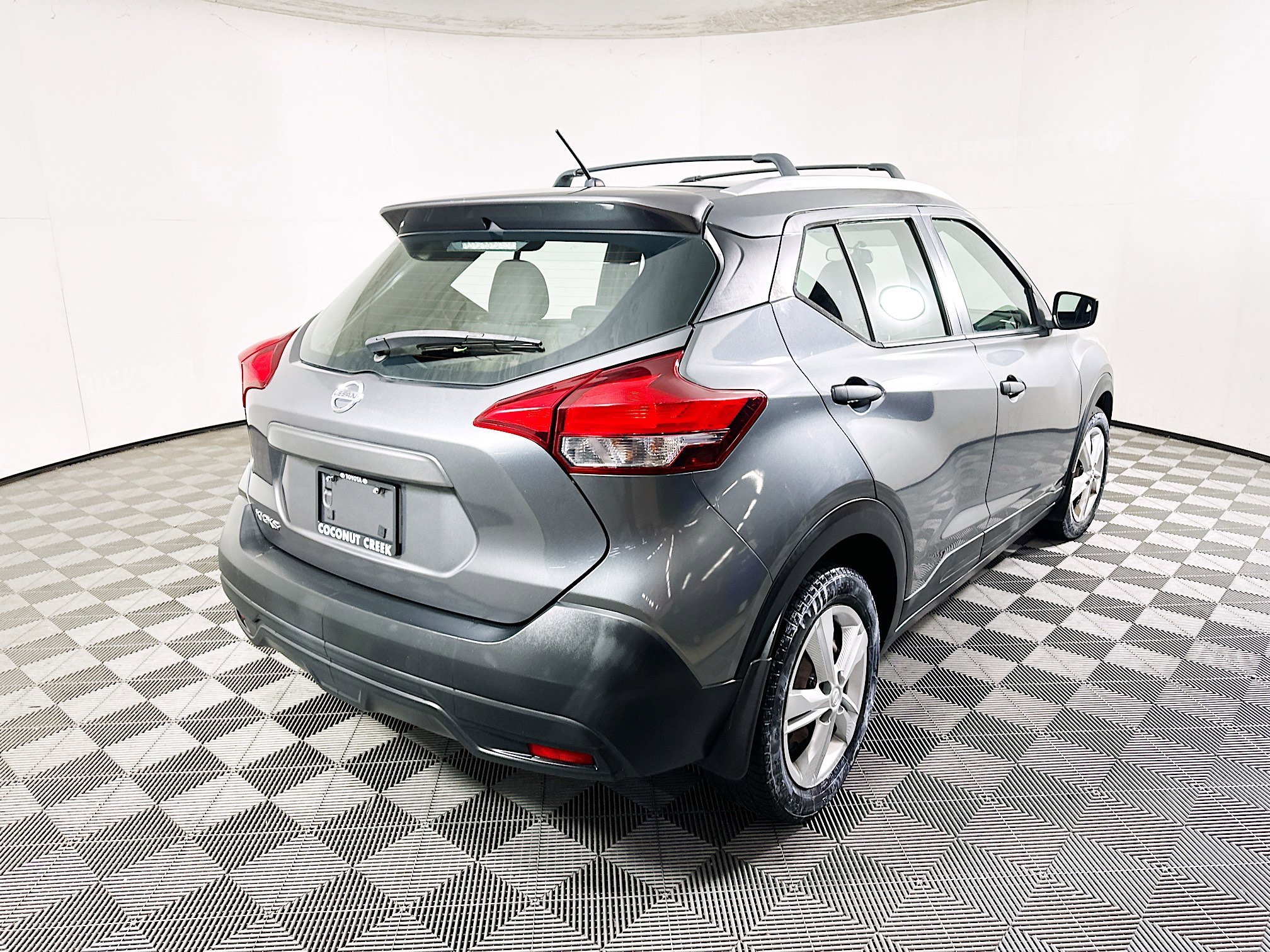 2019 Nissan Kicks thumbnail 6