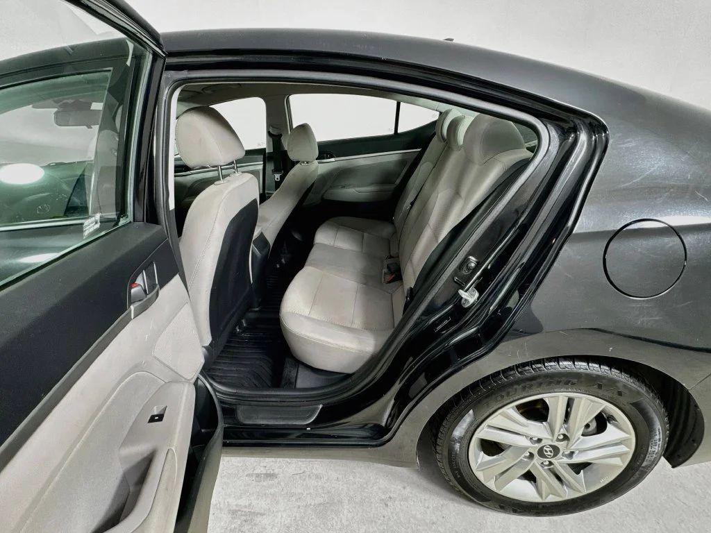 Used 2020 Black Hyundai SEL image 25