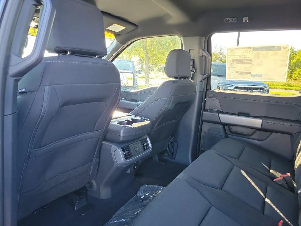 New 2026 Agate Black Metallic Ford XLT image 24