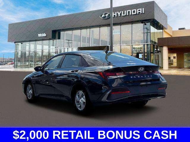 New 2026 Black Hyundai SE image 5