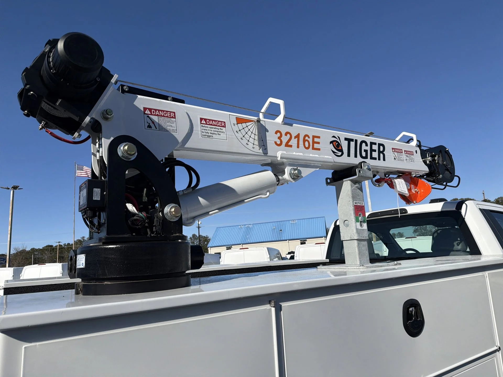 New 2025 Oxford White Ford F-450® XL image 24