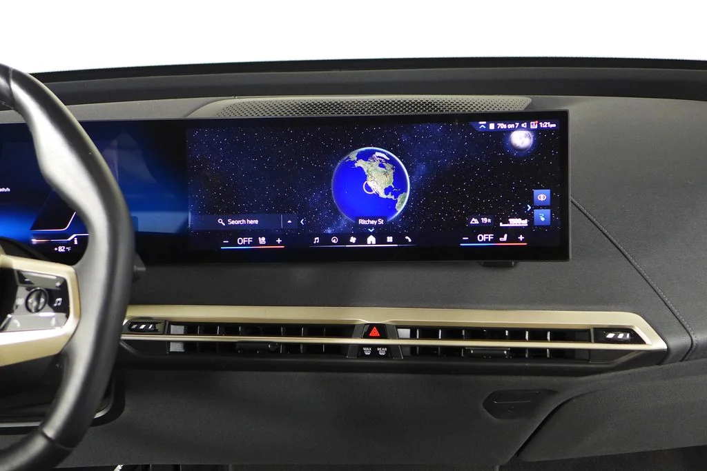 Used 2024 Black BMW xDrive50 image 24