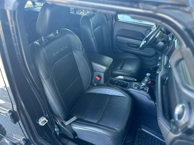 Used 2018 Black Jeep Unlimited Sahara image 27