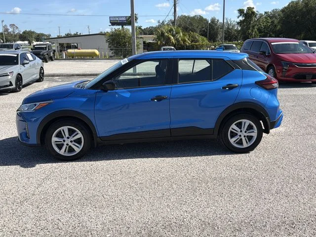 Used 2024 Blue Nissan S image 7