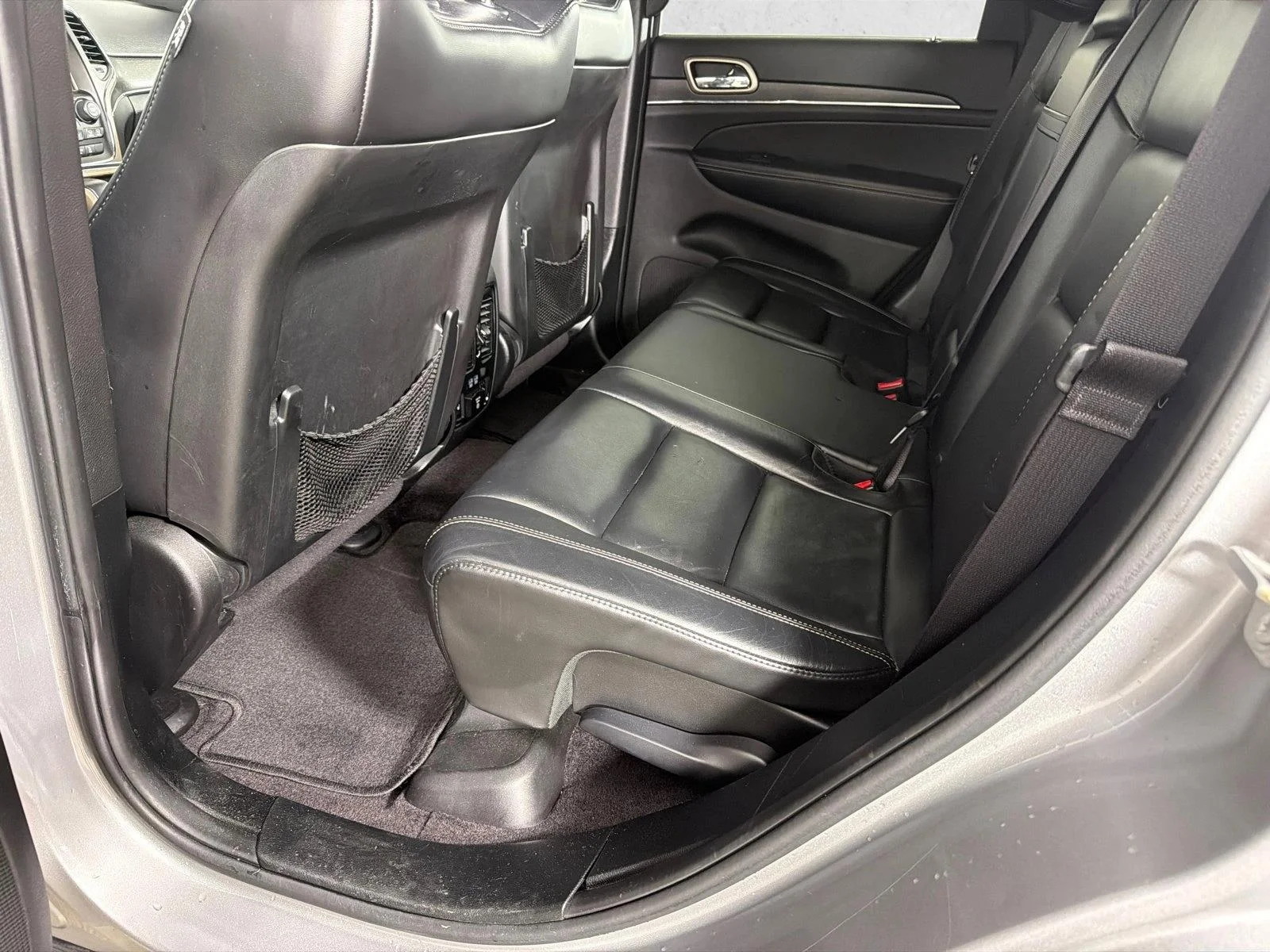 Used 2017 White Jeep Limited image 23