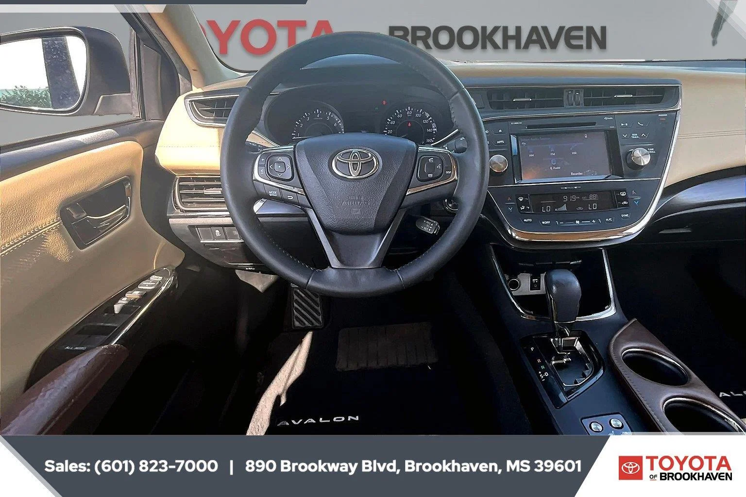 Used 2016 Blizzard Pearl Toyota XLE Plus image 5