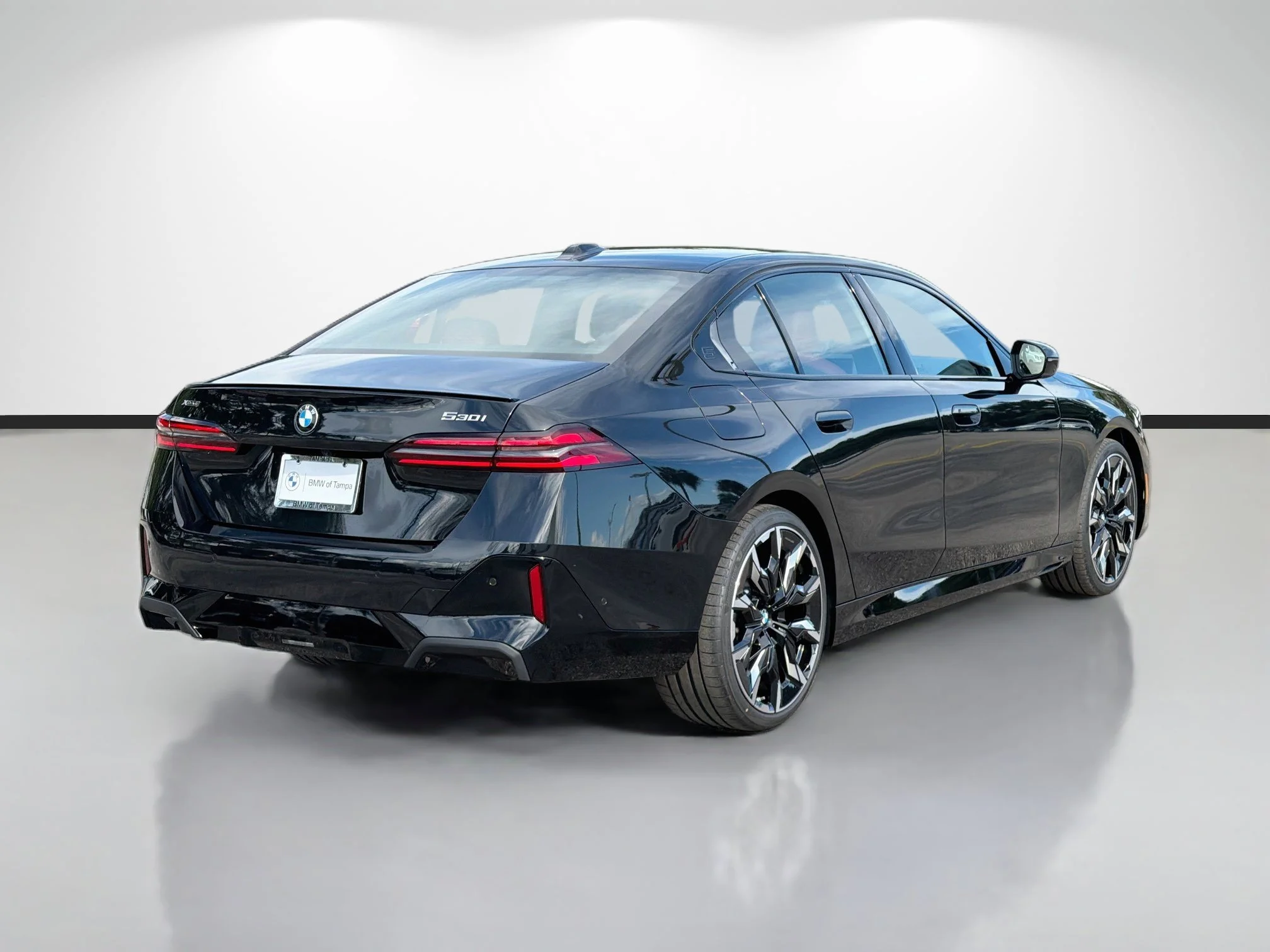 New 2027 Black Sapphire Metallic BMW 530i xDrive image 3