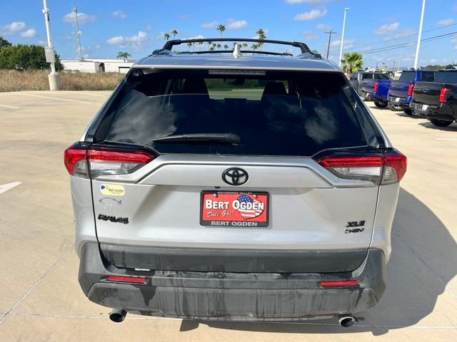 Used 2025 Silver Toyota XLE image 5