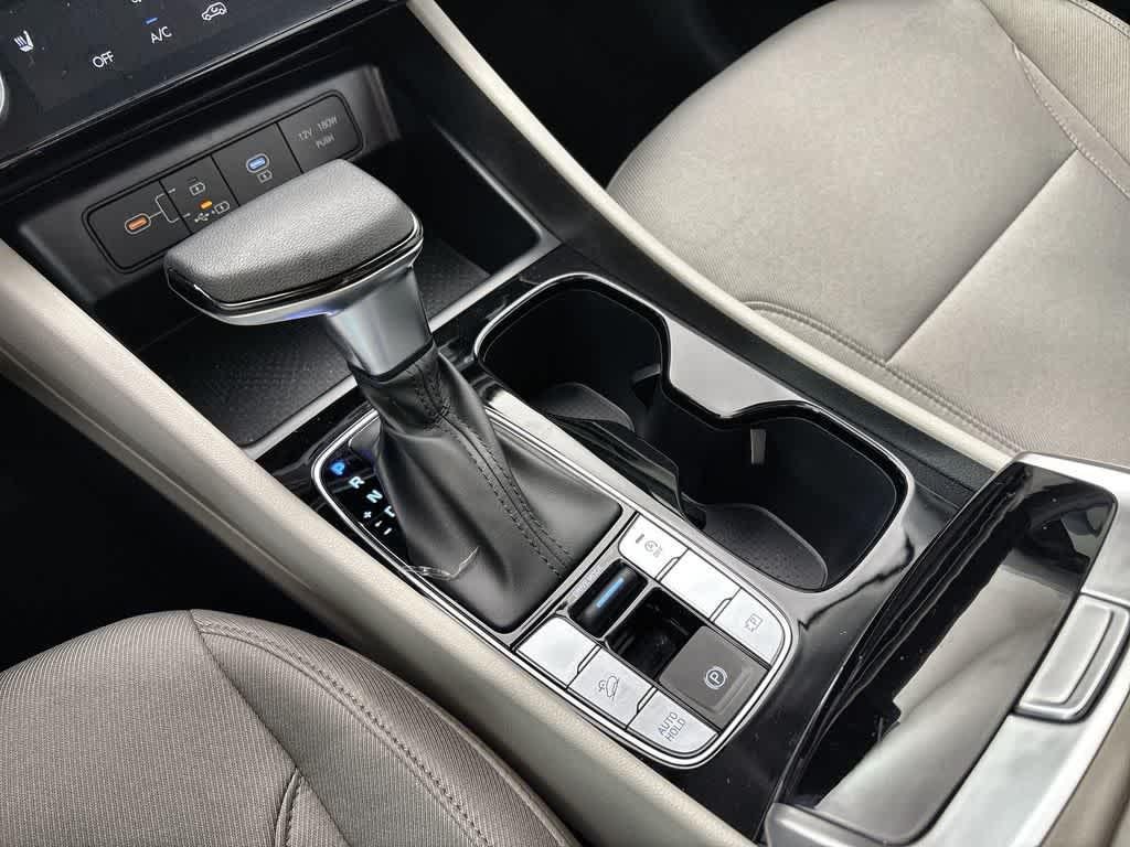 New 2026 Serenity White Pearl Hyundai SEL FWD image 20