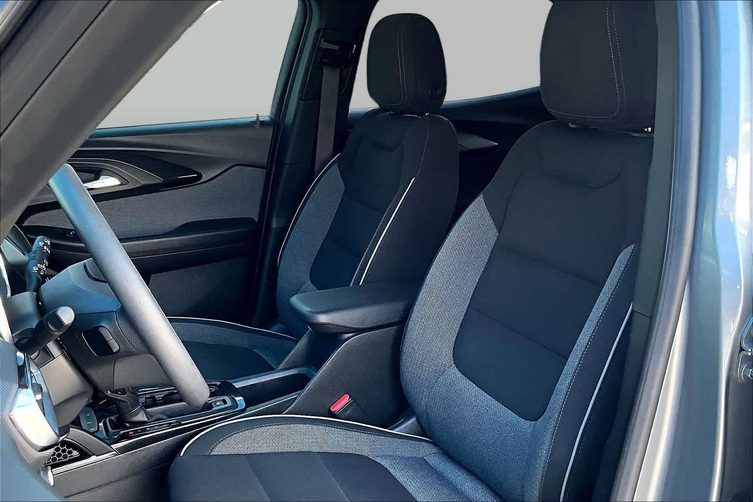 Used 2023 Sterling Gray Metallic Chevrolet LT image 8