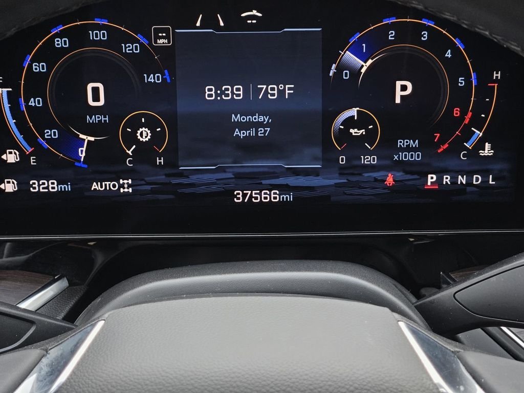 Used 2025 Black Chevrolet Z71 image 22