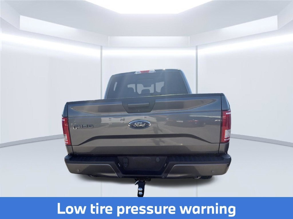 Used 2016 Gray Ford XLT image 22