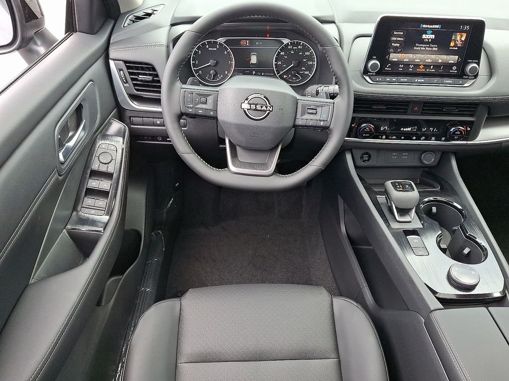 2026 Nissan Rogue — photo 7