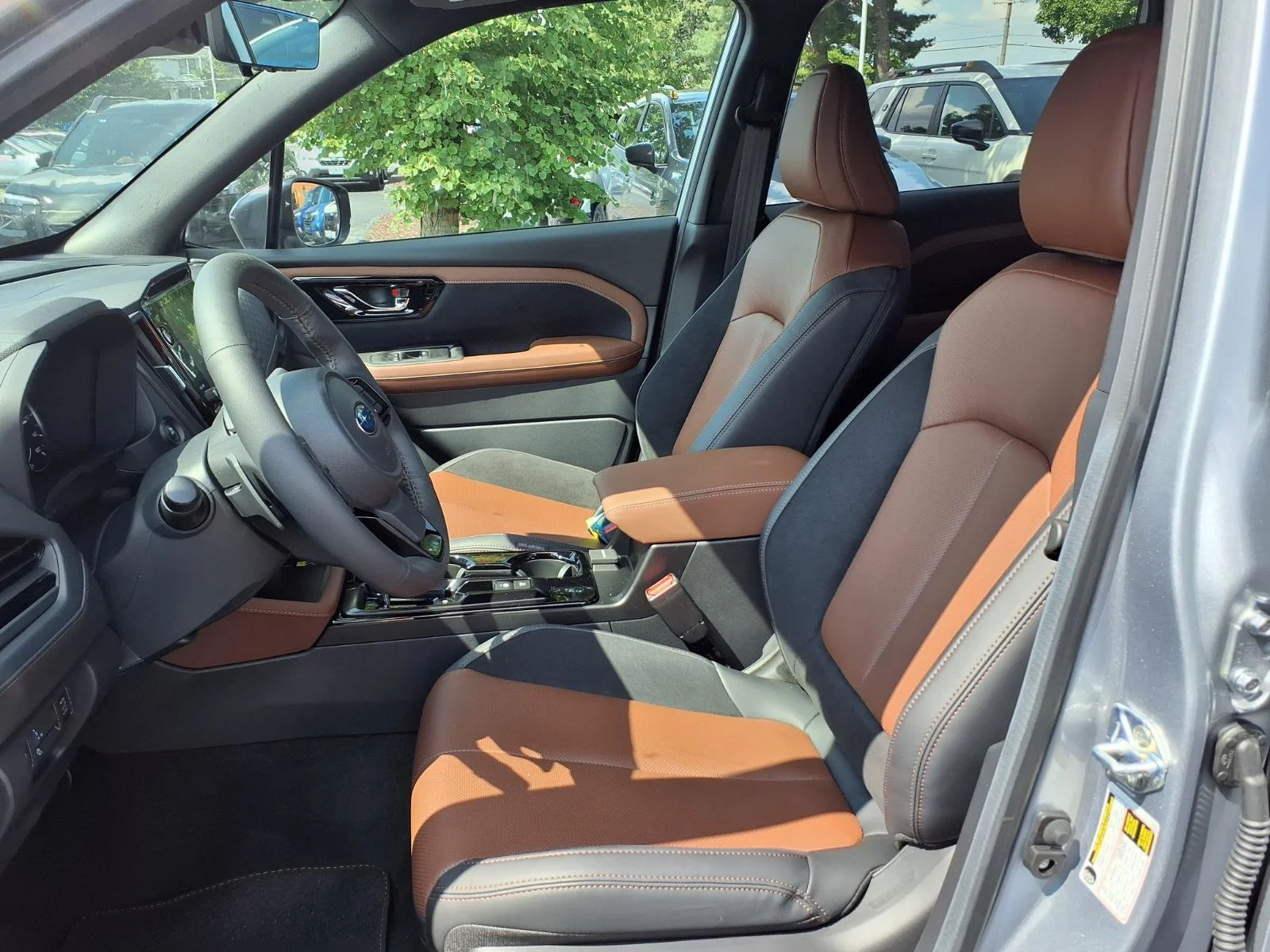 New 2026 ICE SILVER METALLIC Subaru Limited Hybrid image 12