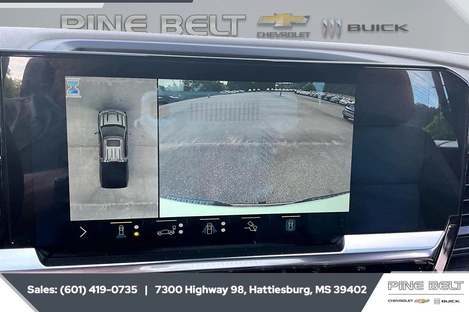 Used 2022 Summit White Chevrolet LTZ image 15