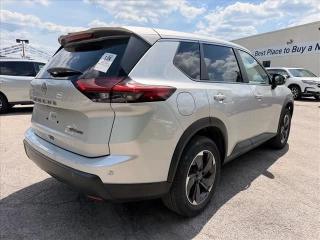 Used 2024 Silver Nissan SV image 4
