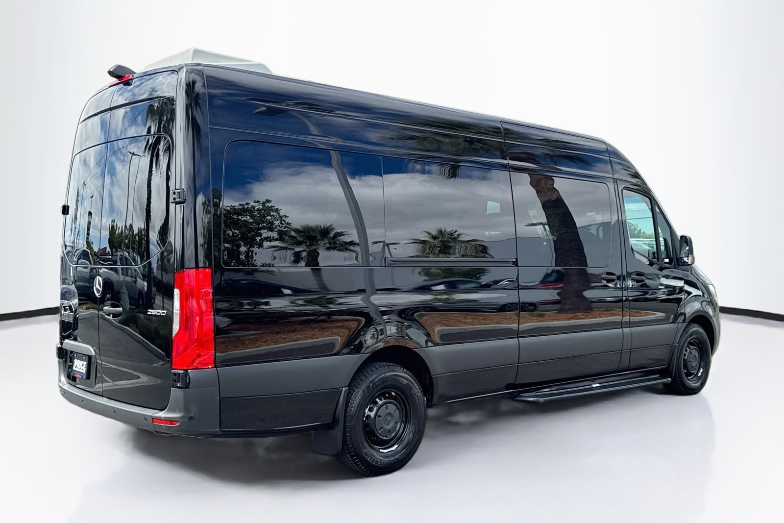 Used 2023 Jet Black Mercedes-Benz  image 5