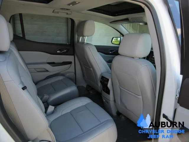 Used 2023 White GMC SLT image 16
