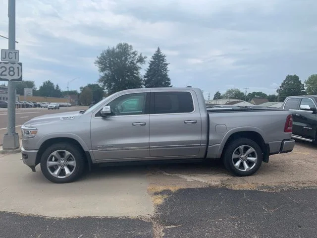 2019 RAM 1500 Limited 4x4 Crew Cab 5'7's photo