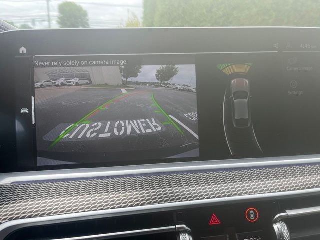 Used 2021 Gray BMW xDrive40i image 8