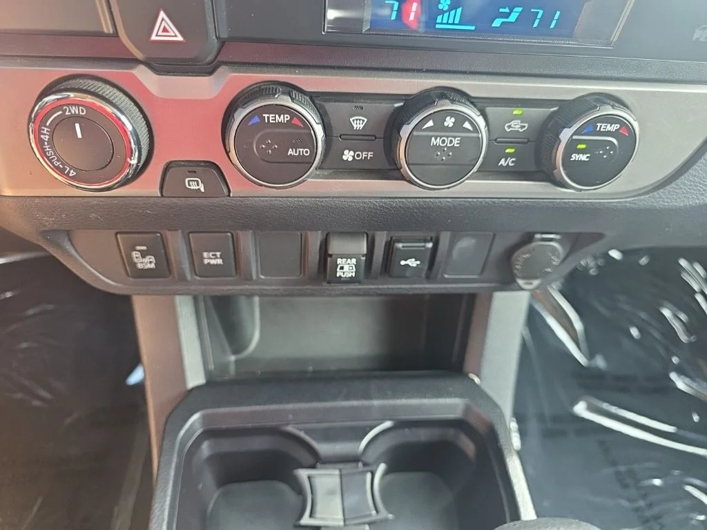 2022 Toyota Tacoma SR5 - Photo 16