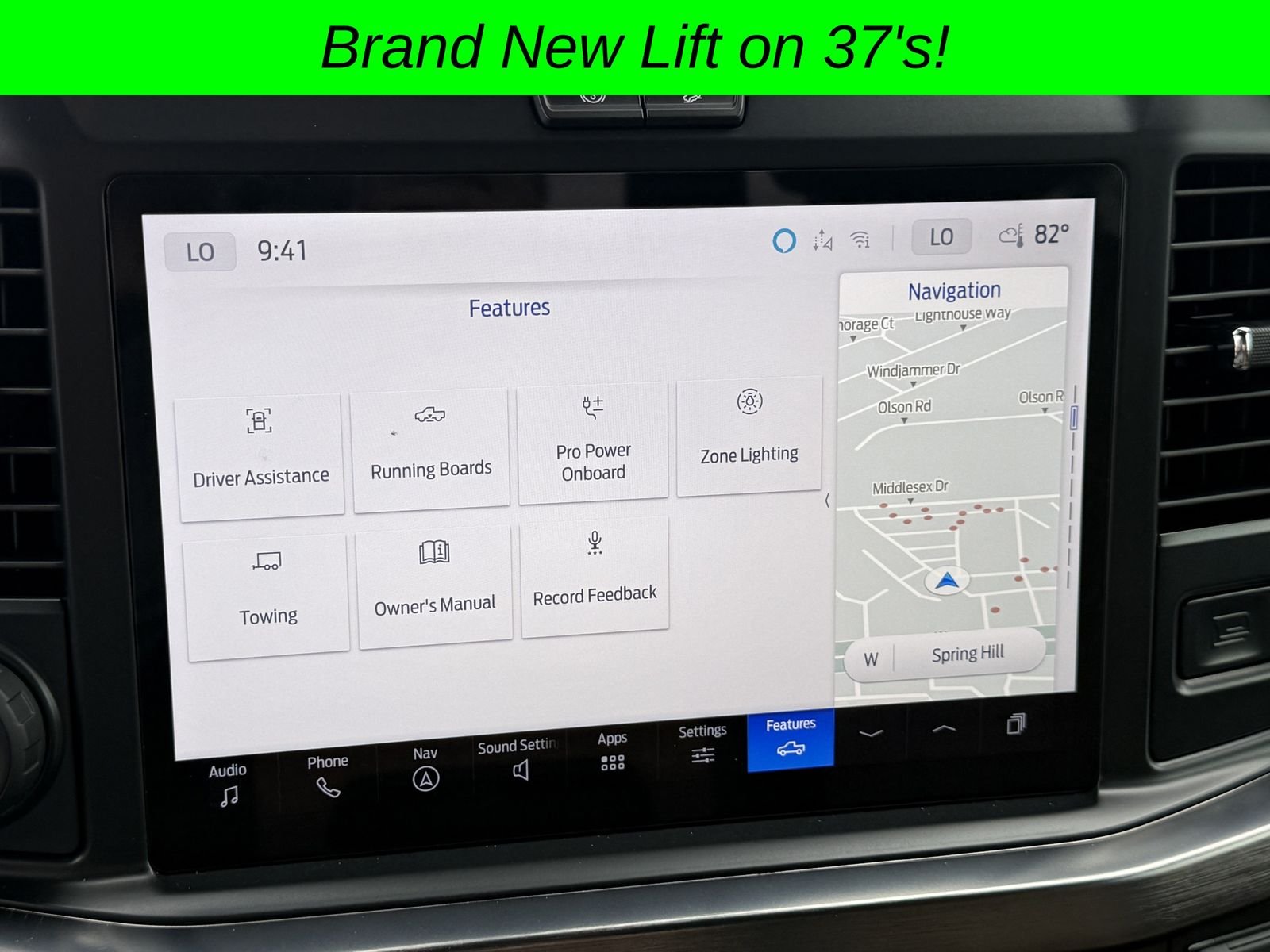 Used 2025 White Ford Lariat image 27