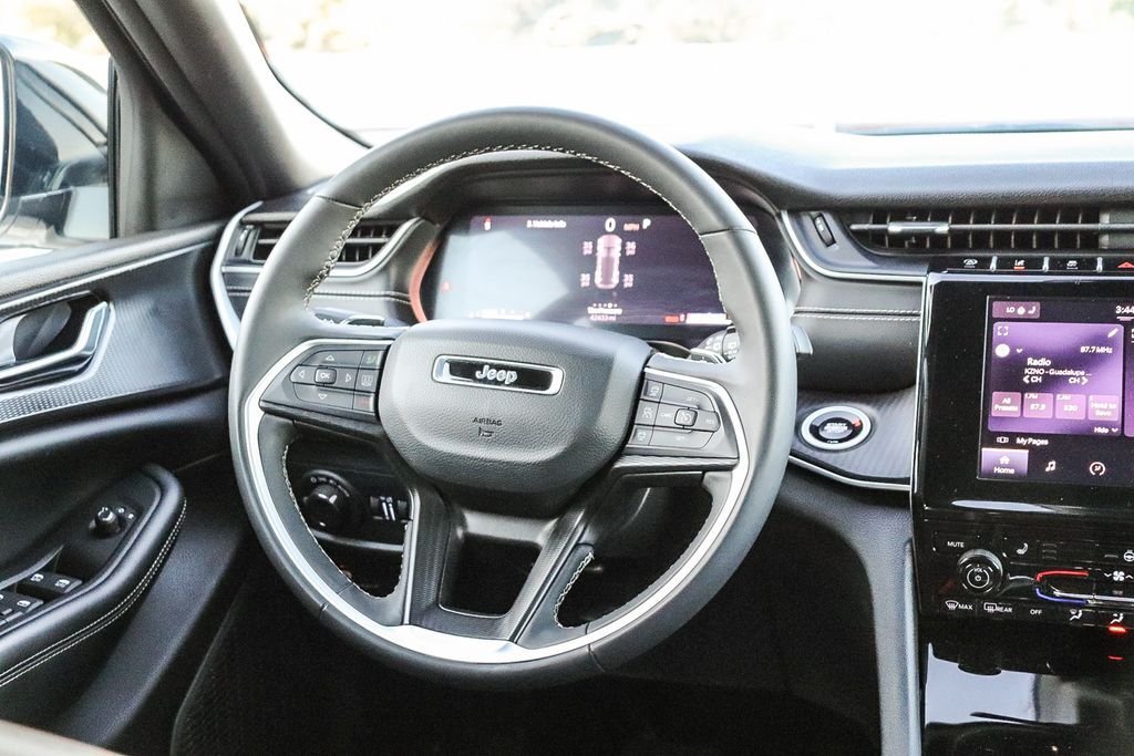 Used 2025 Bright White Clearcoat Jeep Altitude image 17