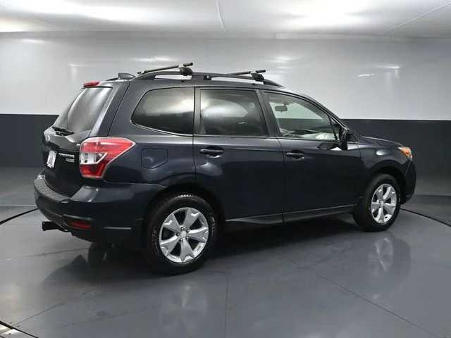 Used 2016 Gray Subaru 2.5i Premium image 4