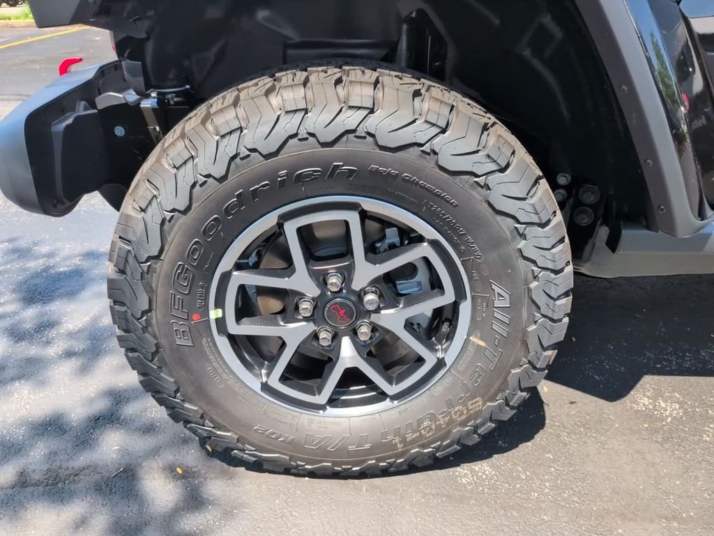 New 2026 Black Clearcoat Jeep Rubicon image 11