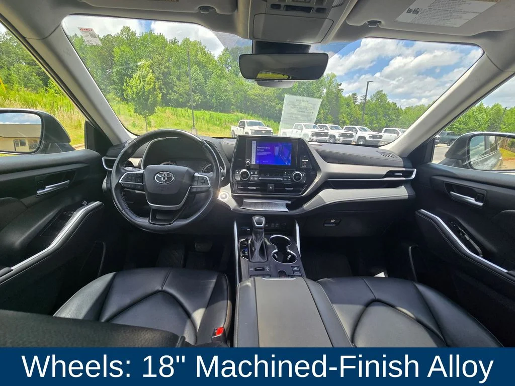 Used 2024 Silver Toyota XLE image 19