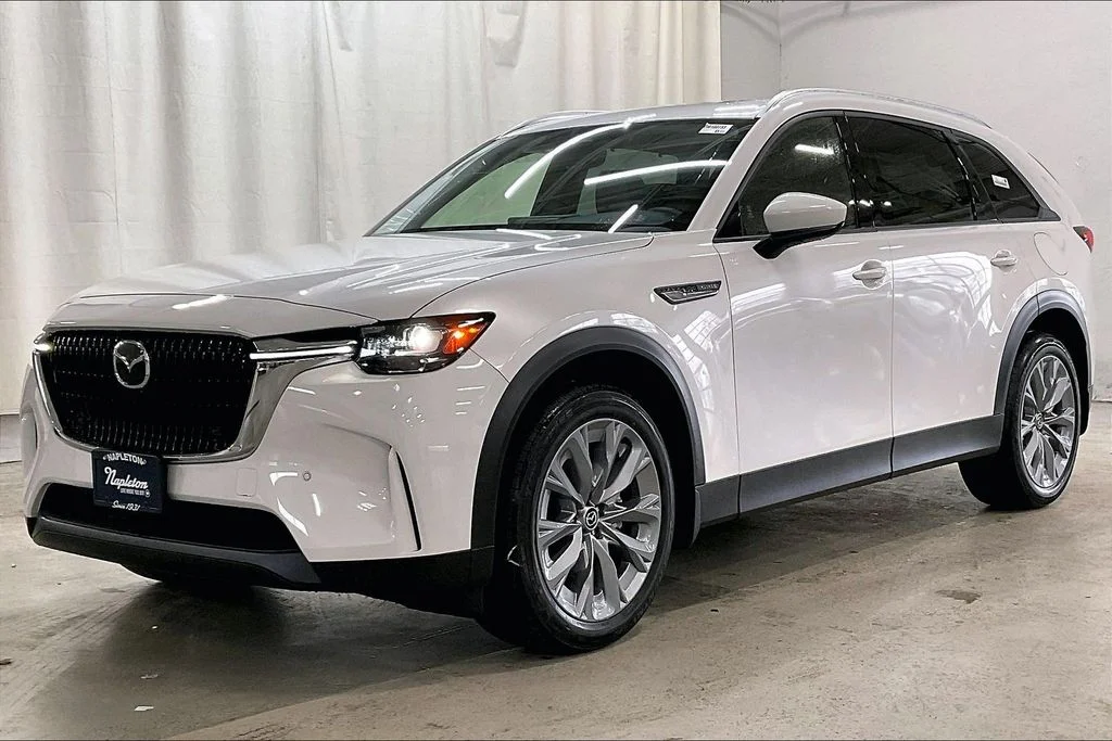 New 2026 Rhodium White Premium Mazda 3.3 Turbo Preferred AWD image 2