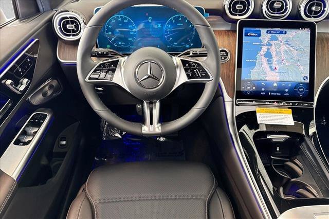 New 2026 Polar White Mercedes-Benz GLC 300 image 50