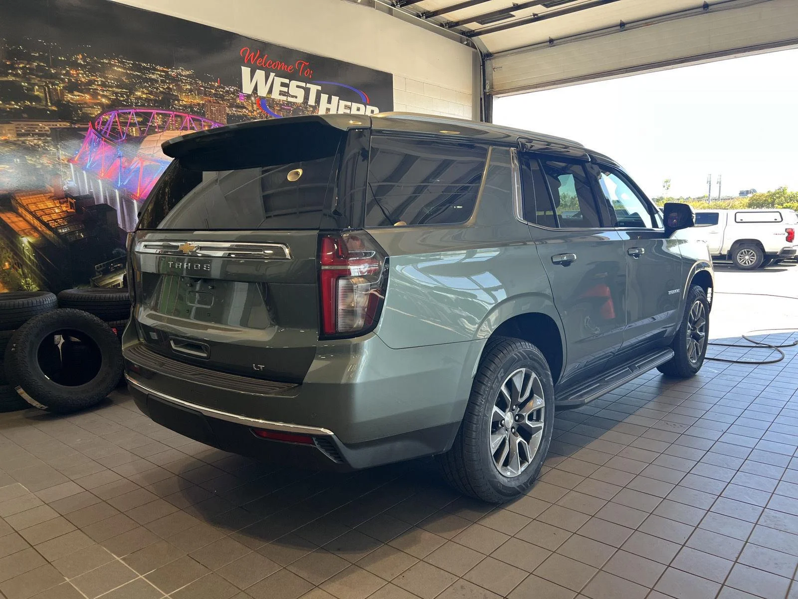 Used 2023 SILVER SAGE METALLIC Chevrolet LT image 7
