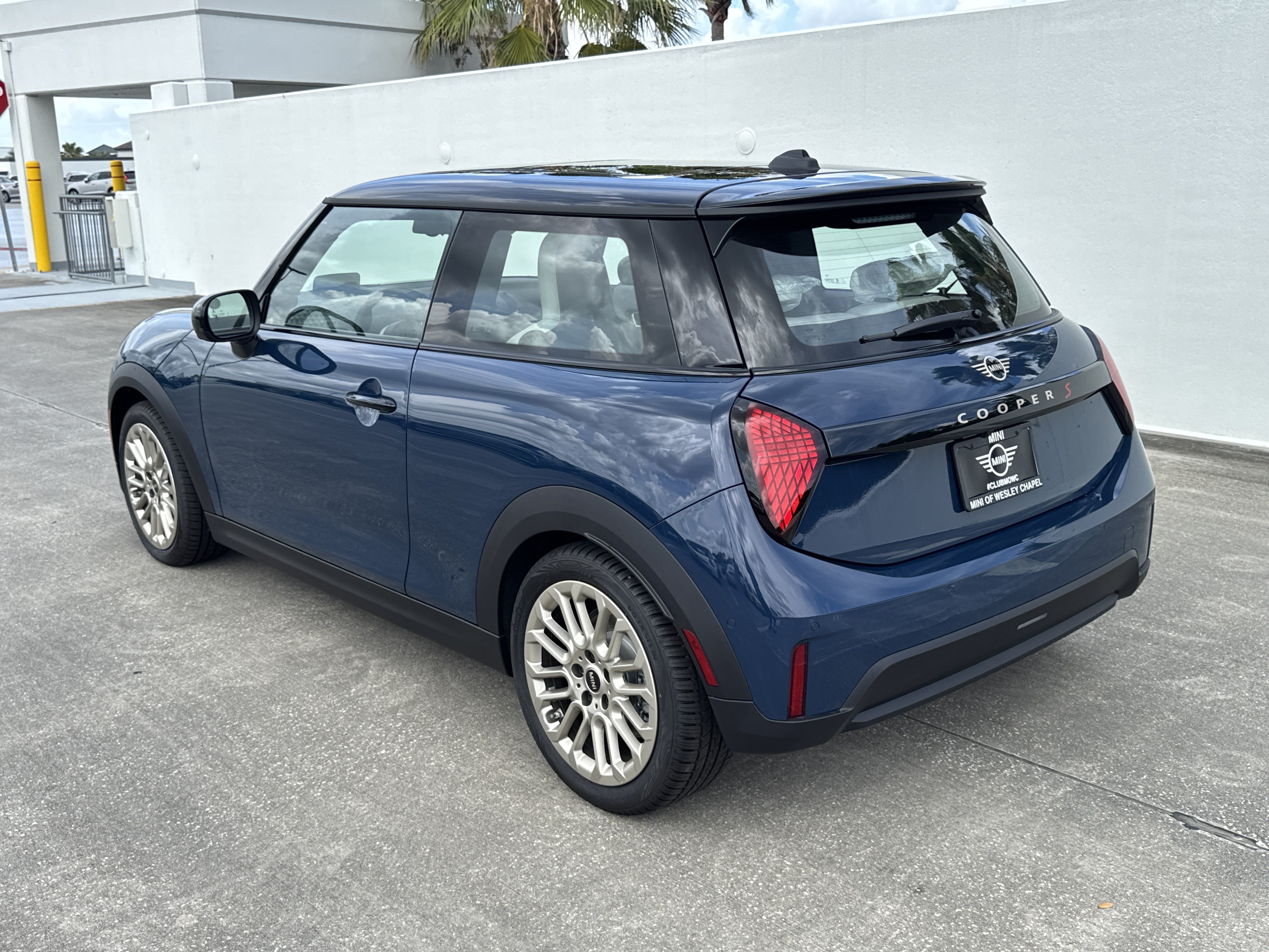 2026 MINI Hardtop 2 Door S - Photo 5
