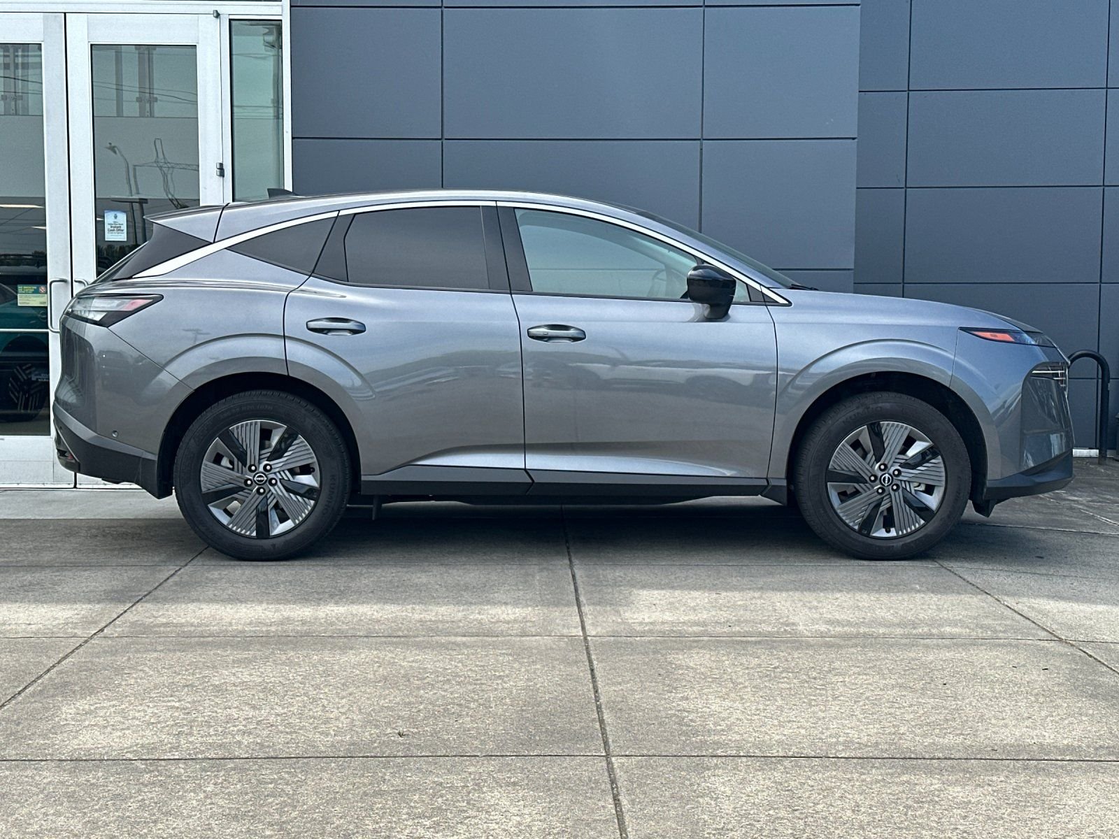 Used 2025 Gun Metallic Nissan SV image 2