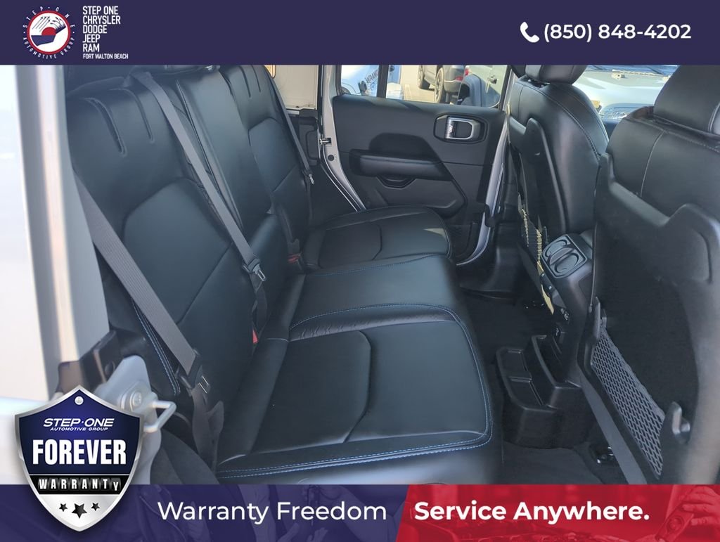 Used 2024 Silver Jeep High Altitude 4xe image 27