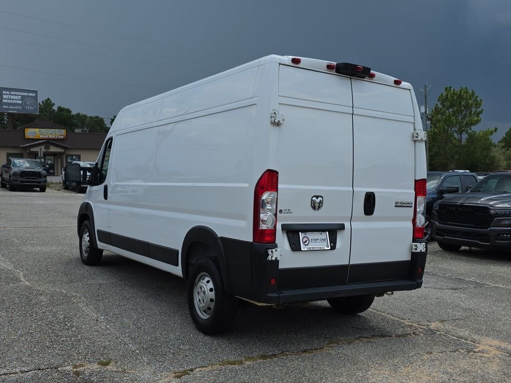 Used 2023 White Ram High Roof image 4